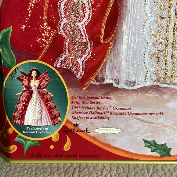 Brand new unopened 1997 special edition Happy Holiday Barbie - Picture 3 of 3